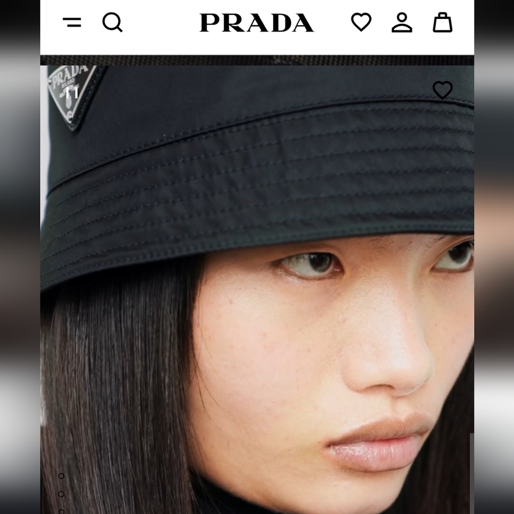 Prada Black Logo Triangle Bucket Hat - Picture 10 of 10